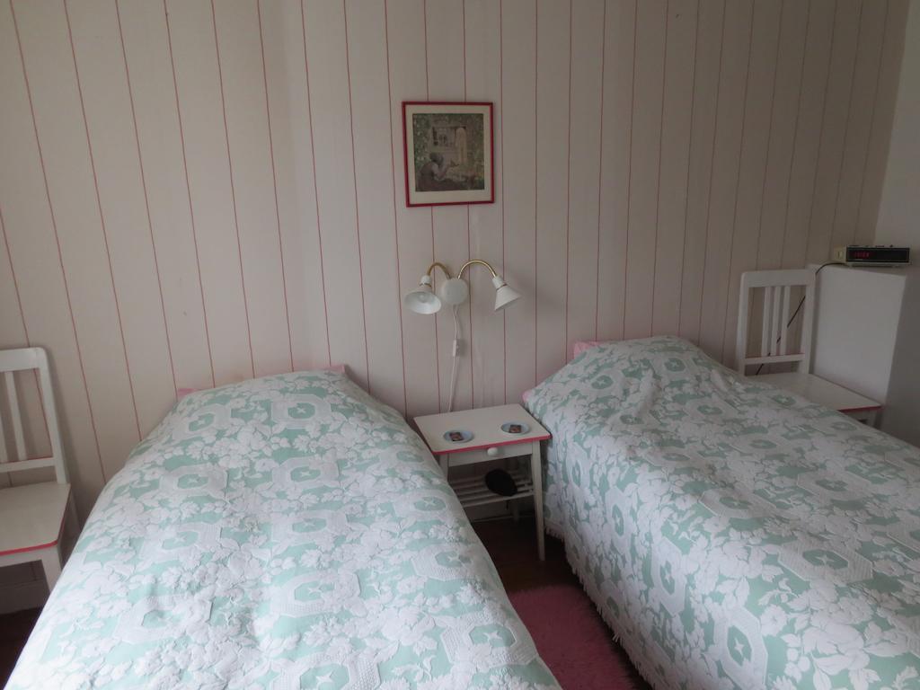 Sparrens Bed And Breakfast Fiskesa Værelse billede